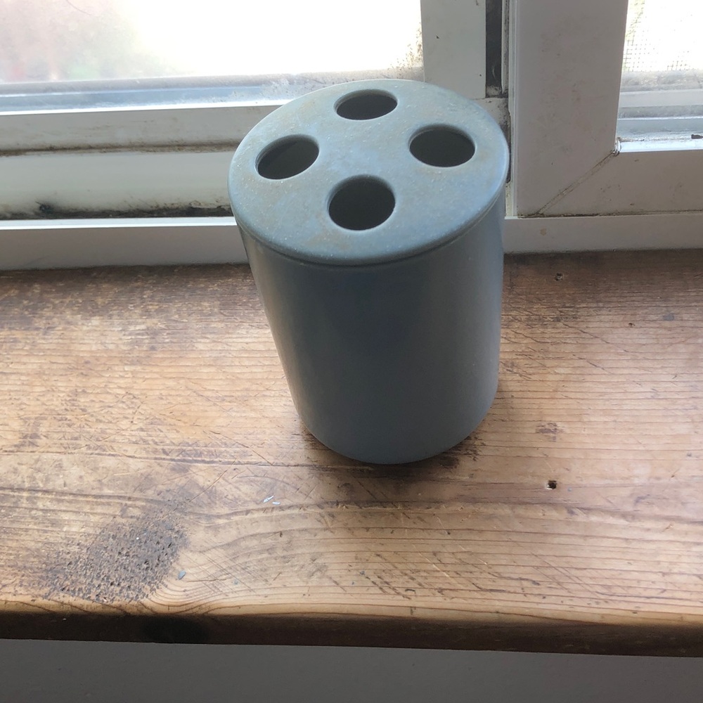 Ceramic Toothbrush Holder - Gray